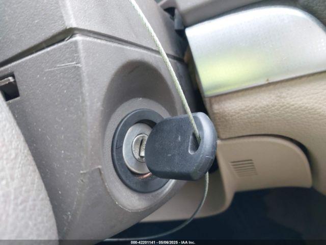 Mercury Milan V6 Image 8