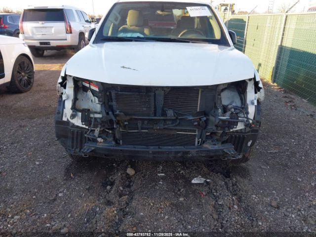 Nissan Frontier S Image 4