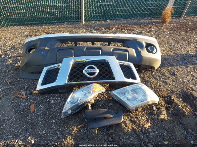 Nissan Frontier S Image 13