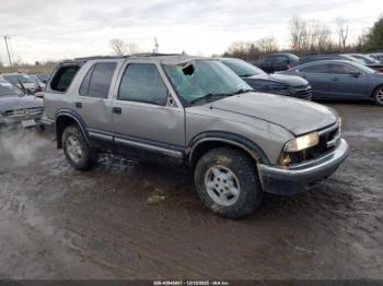  Salvage Chevrolet Blazer