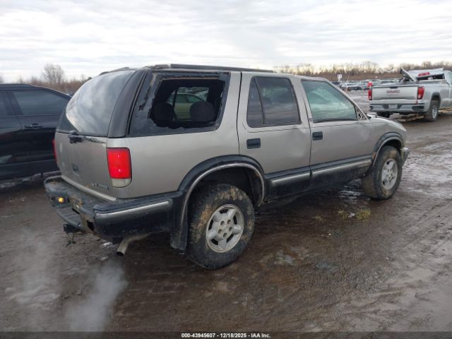 Chevrolet Blazer Ls Image 6
