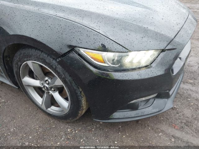 Ford Mustang V6 Image 8