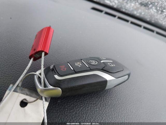 Ford Mustang V6 Image 12