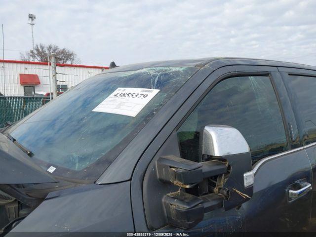 Ford F-250 Platinum Image 7