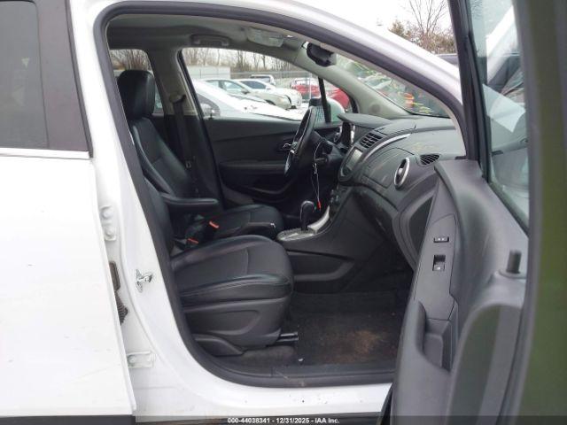 Chevrolet Trax Lt Image 12