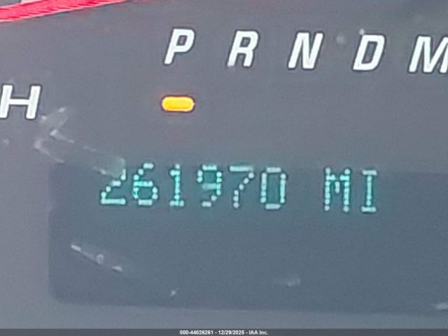 Chevrolet Express Work Van Image 12