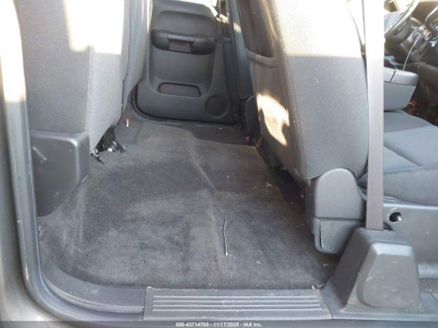 Chevrolet Silverado 1500 Lt Image 8