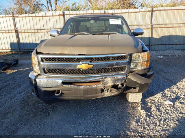 Chevrolet Silverado 1500 Lt Image 14