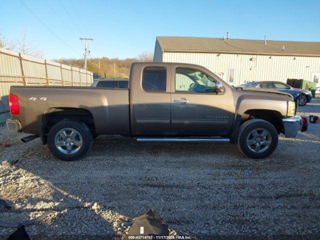 Chevrolet Silverado 1500 Lt Image 11