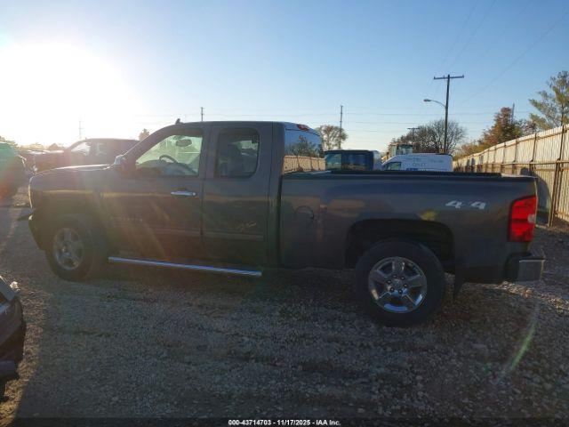 Chevrolet Silverado 1500 Lt Image 12