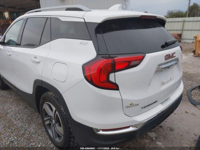 GMC Terrain Fwd Slt Image 2