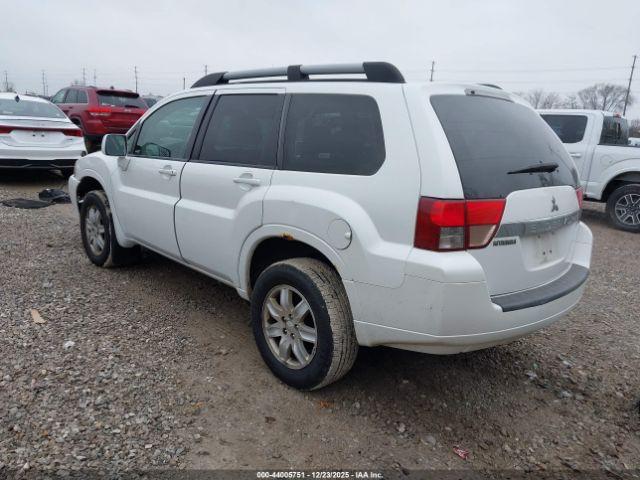 Mitsubishi Endeavor Image 4