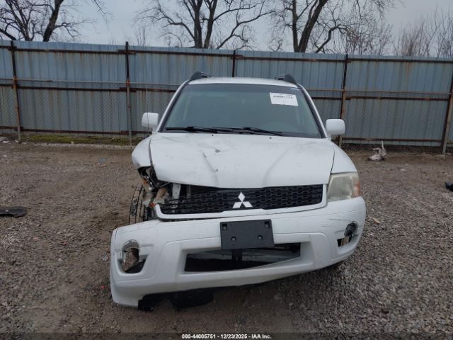 Mitsubishi Endeavor Image 15