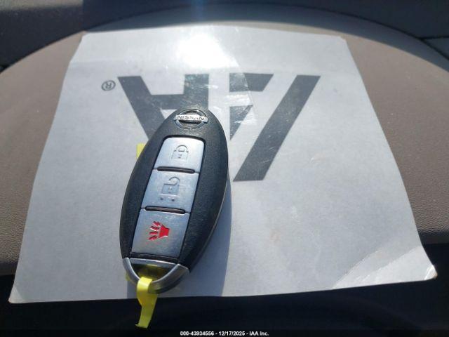 Nissan Pathfinder Le Image 12