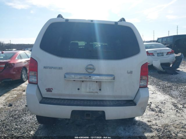Nissan Pathfinder Le Image 14
