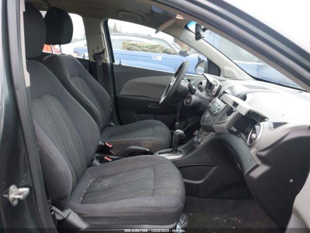 Chevrolet Sonic 2lt Image 7