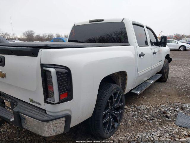 Chevrolet Silverado 1500 1hy Image 2