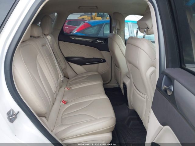 Lincoln MKC Premiere Image 8