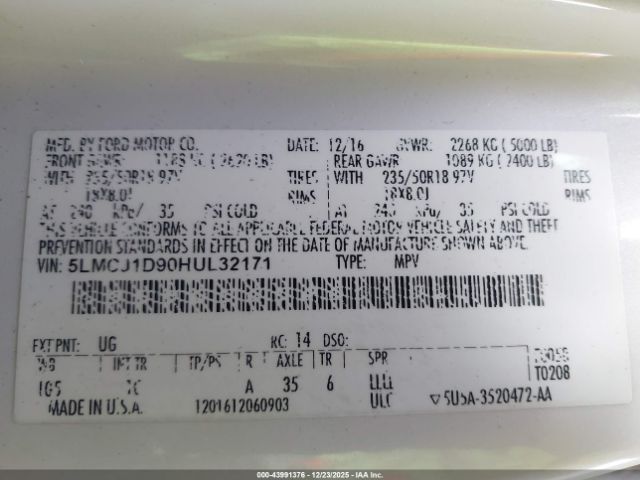 Lincoln MKC Premiere Image 10