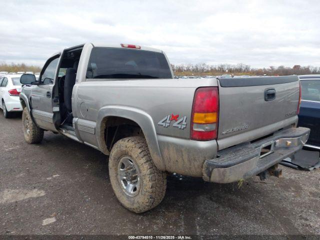 Chevrolet Silverado 2500 Ls Image 16