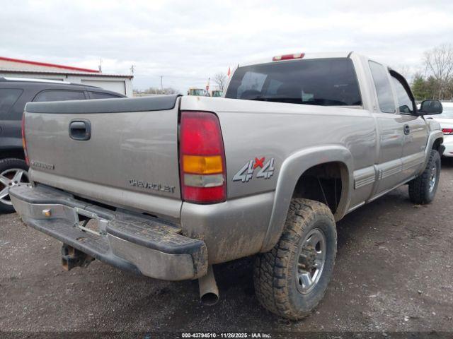 Chevrolet Silverado 2500 Ls Image 4