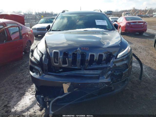 Jeep Cherokee 75th Anniversary Image 14