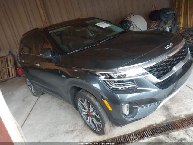  Salvage Kia Seltos