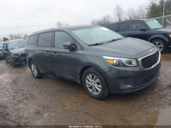  Salvage Kia Sedona