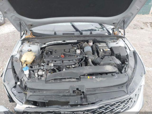 Kia K5 Gt-line Image 9