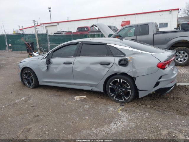 Kia K5 Gt-line Image 11