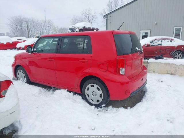 Scion xB Image 14