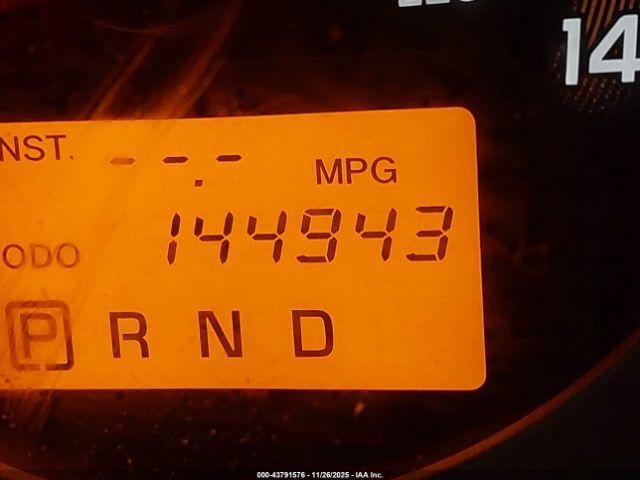 Toyota RAV4 Image 16