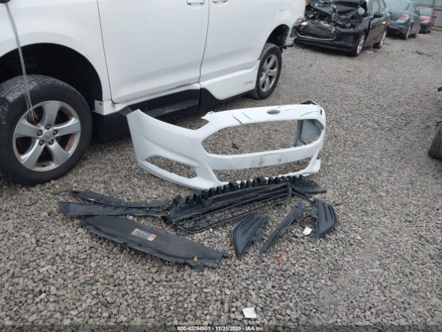 Ford Fusion S Image 9