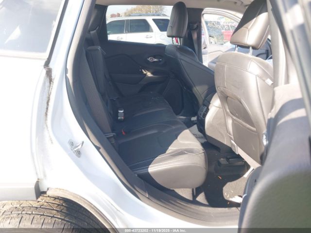 Jeep Cherokee Latitude Lux 4x4 Image 10