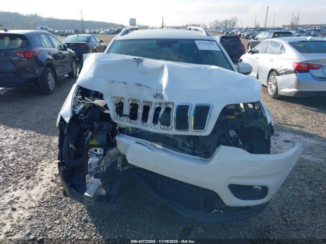 Jeep Cherokee Latitude Lux 4x4 Image 12