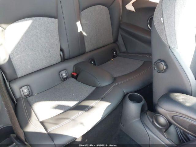 MINI Hardtop Cooper S Image 8