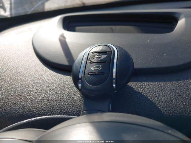 MINI Hardtop Cooper S Image 11