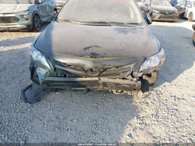 Toyota Corolla S Image 17