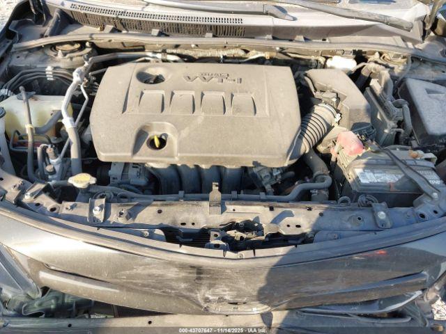 Toyota Corolla S Image 11