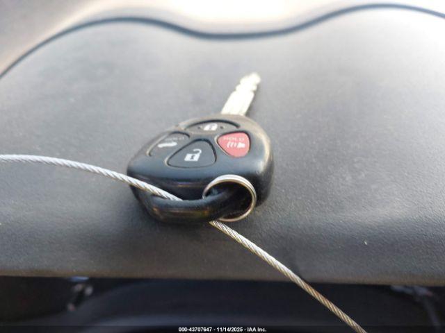 Toyota Corolla S Image 8