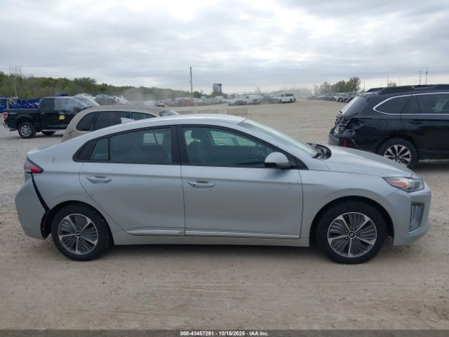 Hyundai Ioniq Se Image 16