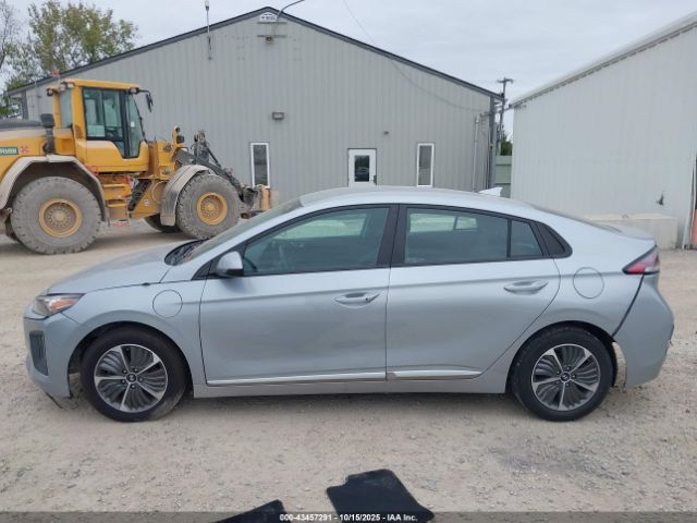 Hyundai Ioniq Se Image 4