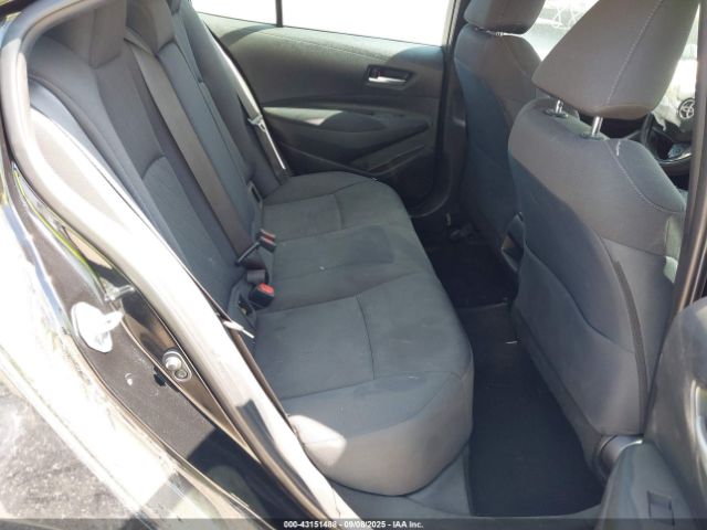 Toyota Corolla Le Image 11