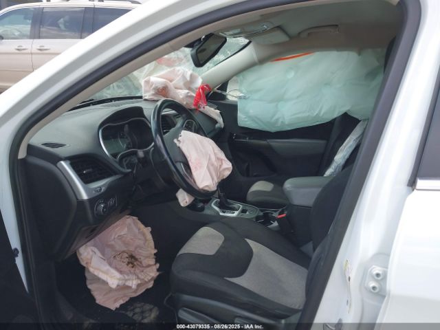 Jeep Cherokee Latitude Image 4