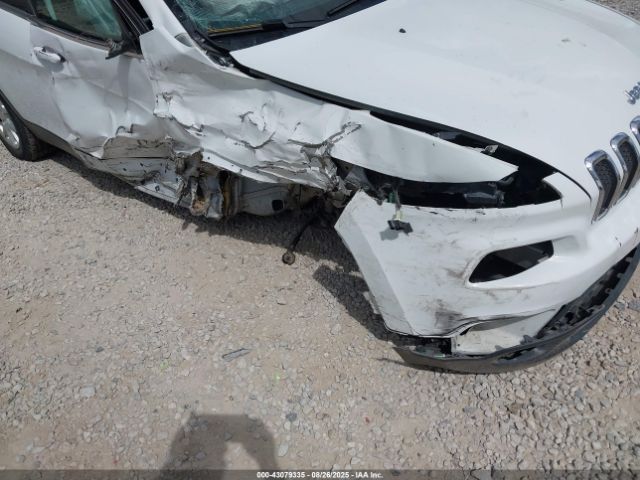 Jeep Cherokee Latitude Image 2