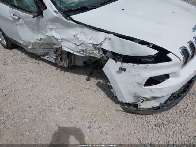 Jeep Cherokee Latitude Image 2