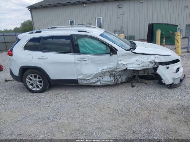 Jeep Cherokee Latitude Image 14