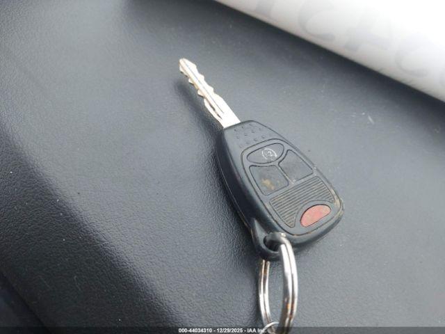 Jeep Patriot Latitude Image 10