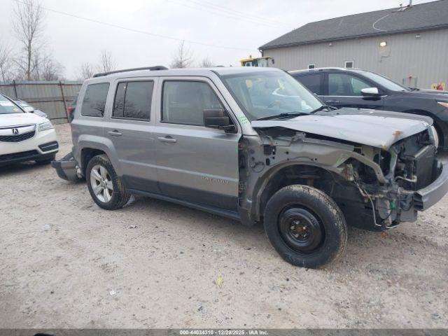 Jeep Patriot Latitude Image 17