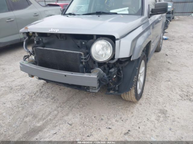 Jeep Patriot Latitude Image 15
